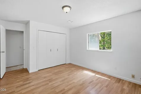 925 Meadow View Drive Williams OR 97544