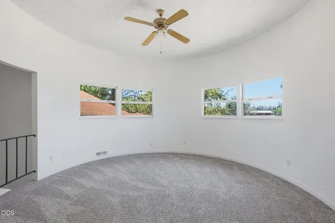 925 Meadow View Drive Williams OR 97544