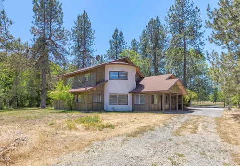925 Meadow View Drive Williams OR 97544
