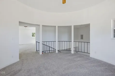 925 Meadow View Drive Williams OR 97544