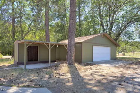 925 Meadow View Drive Williams OR 97544