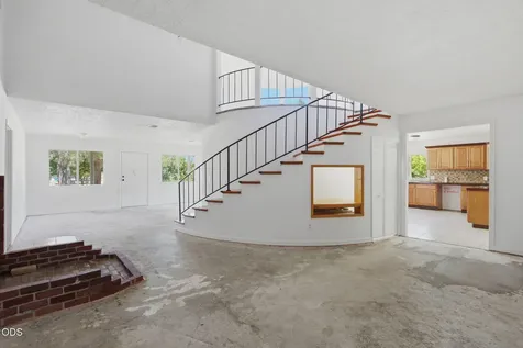 925 Meadow View Drive Williams OR 97544