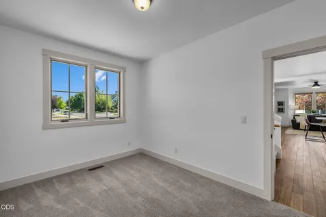 446 S Cottonwood Street Sisters OR 97759