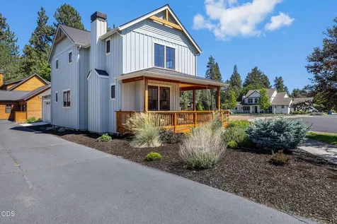 446 S Cottonwood Street Sisters OR 97759