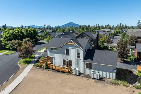 446 S Cottonwood Street Sisters OR 97759
