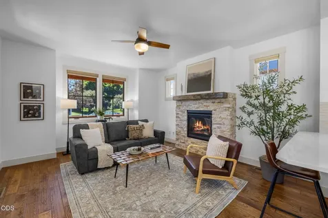 446 S Cottonwood Street Sisters OR 97759