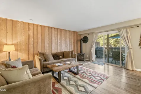 57057 Abbot House Lane Sunriver OR 97707