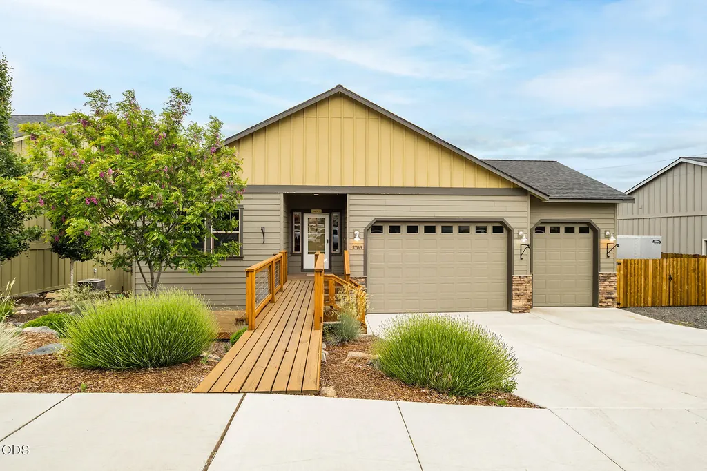 2788 SW 34th Street Redmond OR 97756