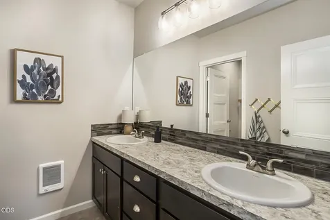 2788 SW 34th Street Redmond OR 97756