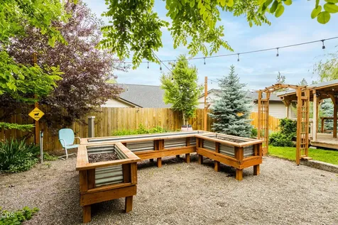 2788 SW 34th Street Redmond OR 97756