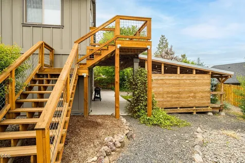2788 SW 34th Street Redmond OR 97756