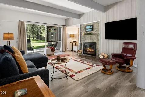 17733 Meadow House Court Sunriver OR 97707