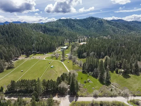910 Reeves Creek Road Selma OR 97538