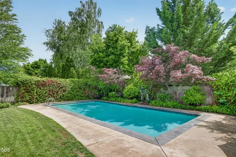 2630 Kerrisdale Ridge Drive Medford OR 97504