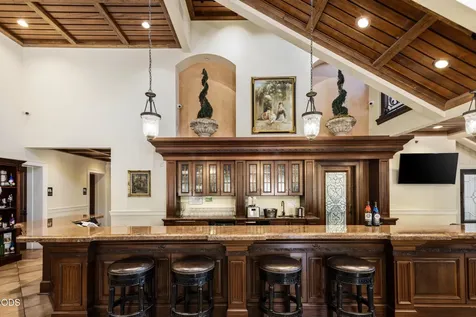 200 Belle Fiore Lane Ashland OR 97520