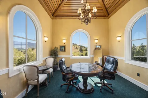 200 Belle Fiore Lane Ashland OR 97520