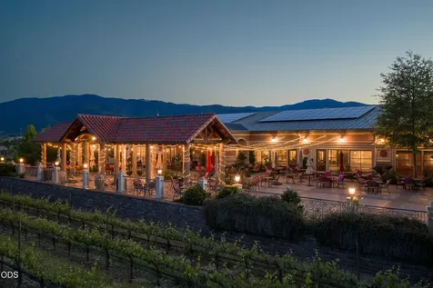 200 Belle Fiore Lane Ashland OR 97520