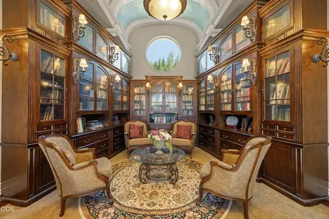 200 Belle Fiore Lane Ashland OR 97520