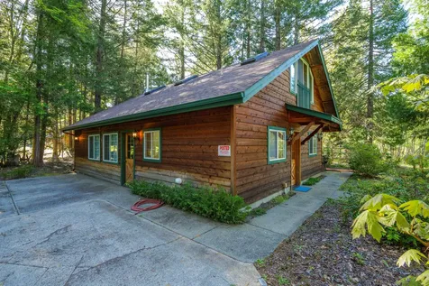 8501 Deer Creek Road Selma OR 97538