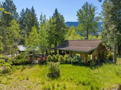 8501 Deer Creek Road Selma OR 97538