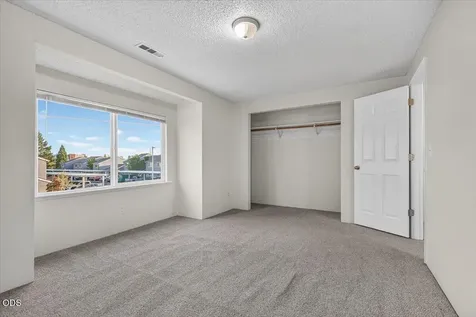 211 W Bolz Road Phoenix OR 97535