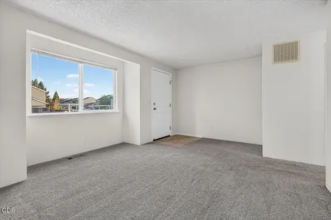 211 W Bolz Road Phoenix OR 97535