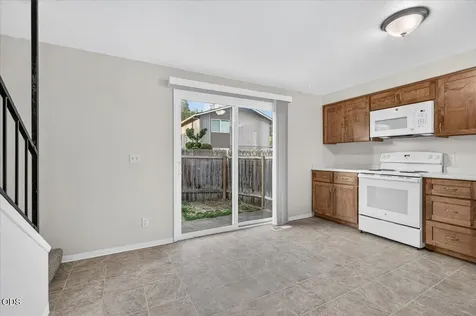211 W Bolz Road Phoenix OR 97535