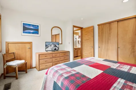 17894 Red Cedar Lane Sunriver OR 97707