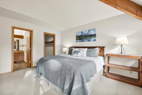 17894 Red Cedar Lane Sunriver OR 97707