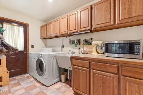 208 Adam Canyon City OR 97820
