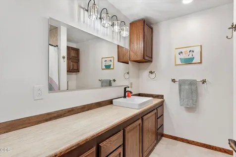 208 Adam Canyon City OR 97820