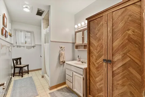208 Adam Canyon City OR 97820