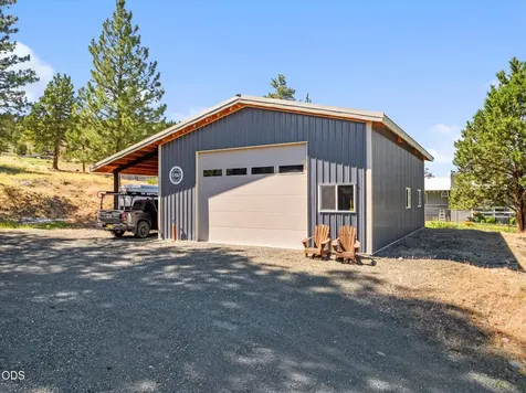 208 Adam Canyon City OR 97820