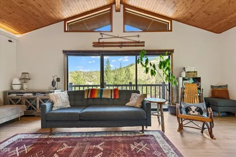 208 Adam Canyon City OR 97820
