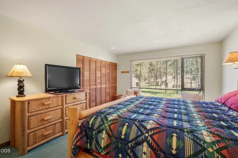 57218 Island Road Sunriver OR 97707