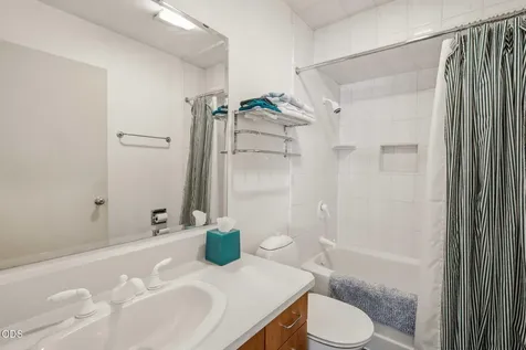57218 Island Road Sunriver OR 97707