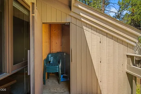 57218 Island Road Sunriver OR 97707