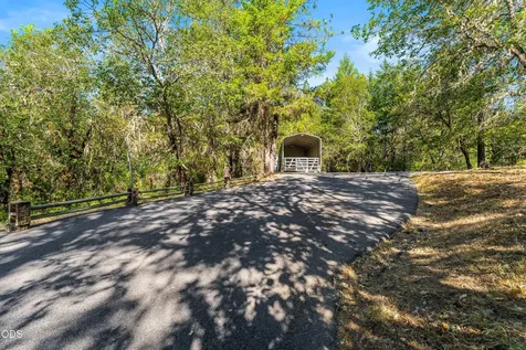 3620 Demaray Drive Grants Pass OR 97527