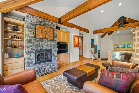 57733 Wallowa Loop Sunriver OR 97707
