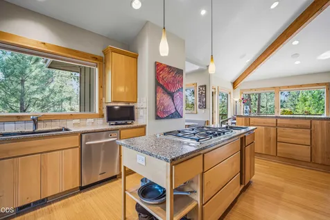 57733 Wallowa Loop Sunriver OR 97707