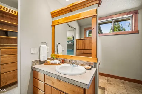 57733 Wallowa Loop Sunriver OR 97707
