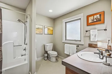 57733 Wallowa Loop Sunriver OR 97707