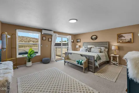 3099 NW Williams Way Redmond OR 97756