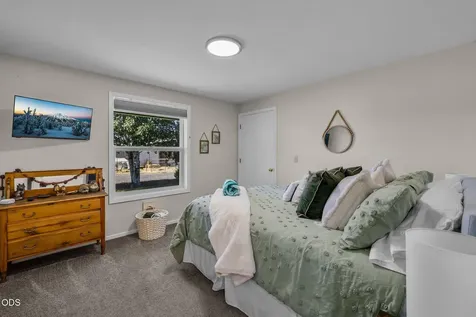 3099 NW Williams Way Redmond OR 97756