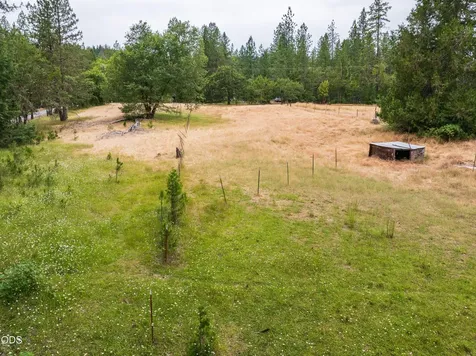 10216 W Evans Creek Road Rogue River OR 97537
