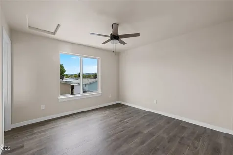 7869 Houston Loop White City OR 97503