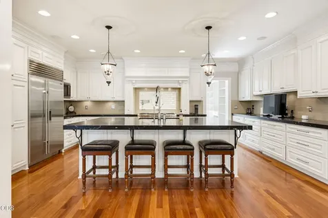 4244 Griffin Creek Road Medford OR 97501