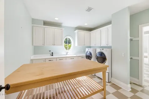 4244 Griffin Creek Road Medford OR 97501