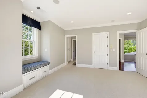 4244 Griffin Creek Road Medford OR 97501
