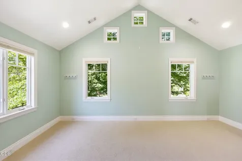 4244 Griffin Creek Road Medford OR 97501